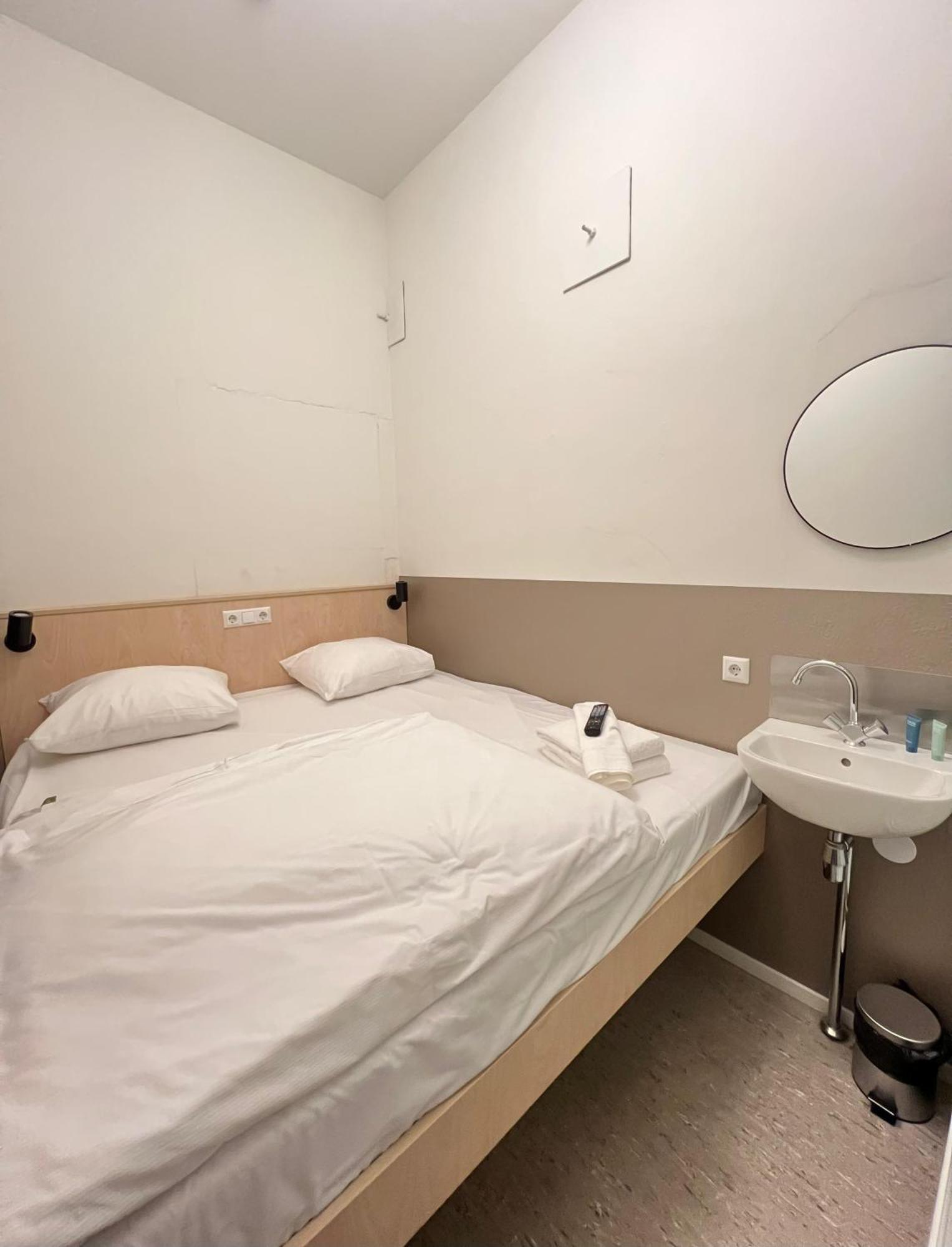 Stadsherberg Ald Weishoes - Hostel Venlo Eksteriør billede